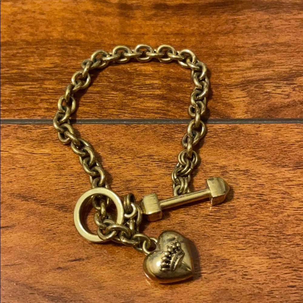 Juicy gold heart pendant bracelet